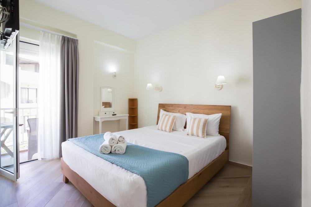 Theo Apartments Réthimno Kültér fotó